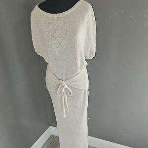 Elegant Cream Knit Dress